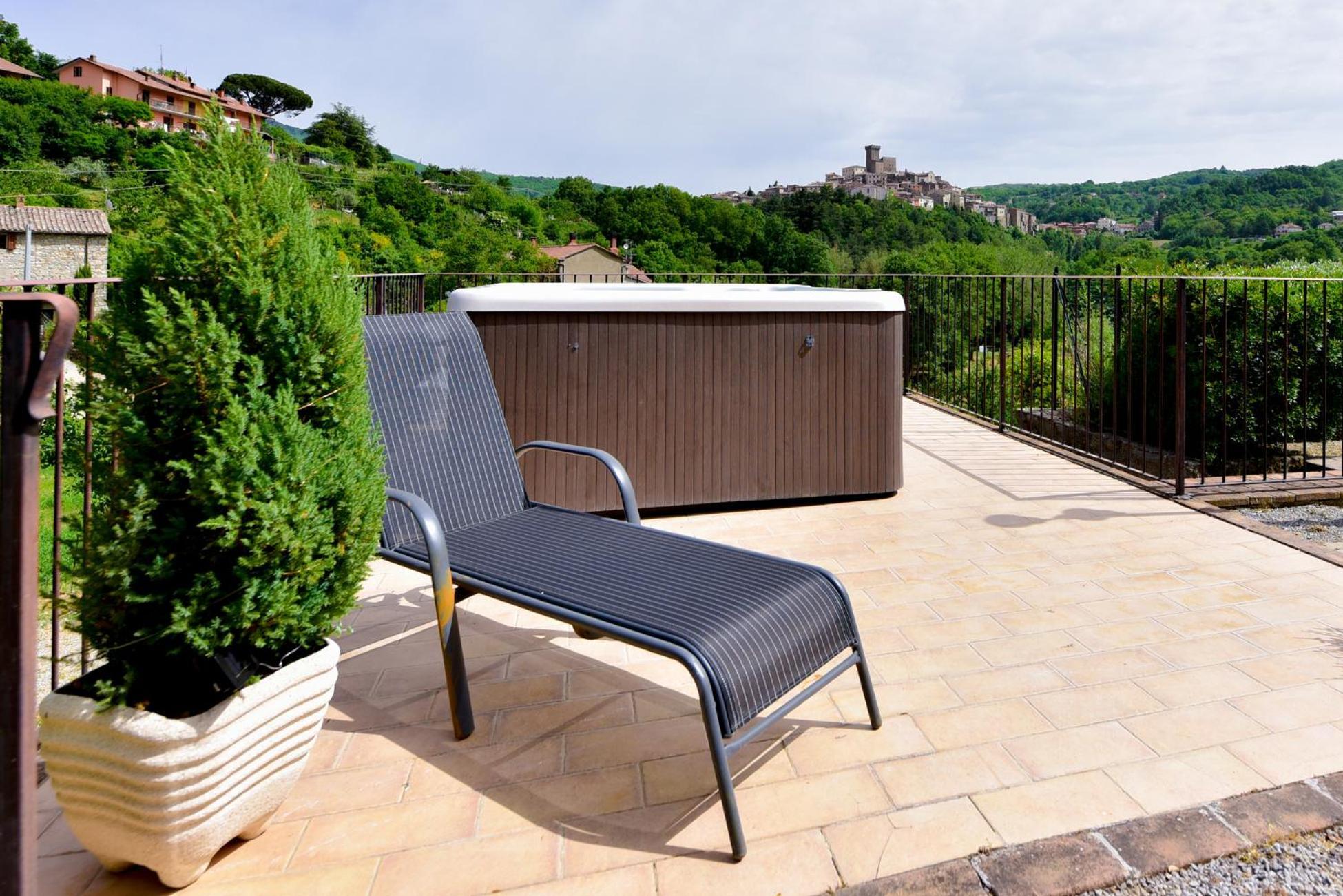 Agriturismo Castello Delle Fornaci - Private Jacuzzi Arcidosso Exterior foto